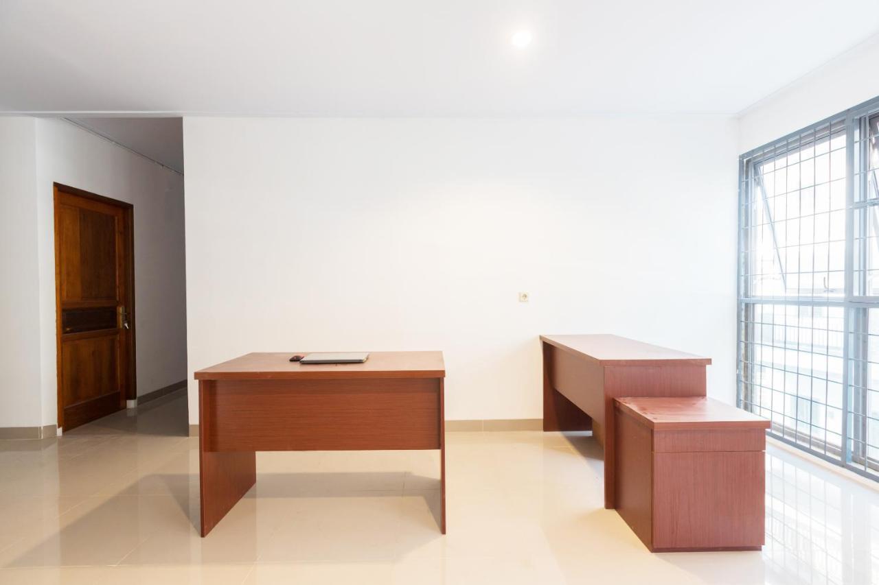 Oyo 1310 Urban Residence Dżakarta Zewnętrze zdjęcie