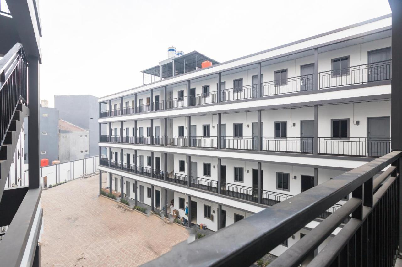 Oyo 1310 Urban Residence Dżakarta Zewnętrze zdjęcie