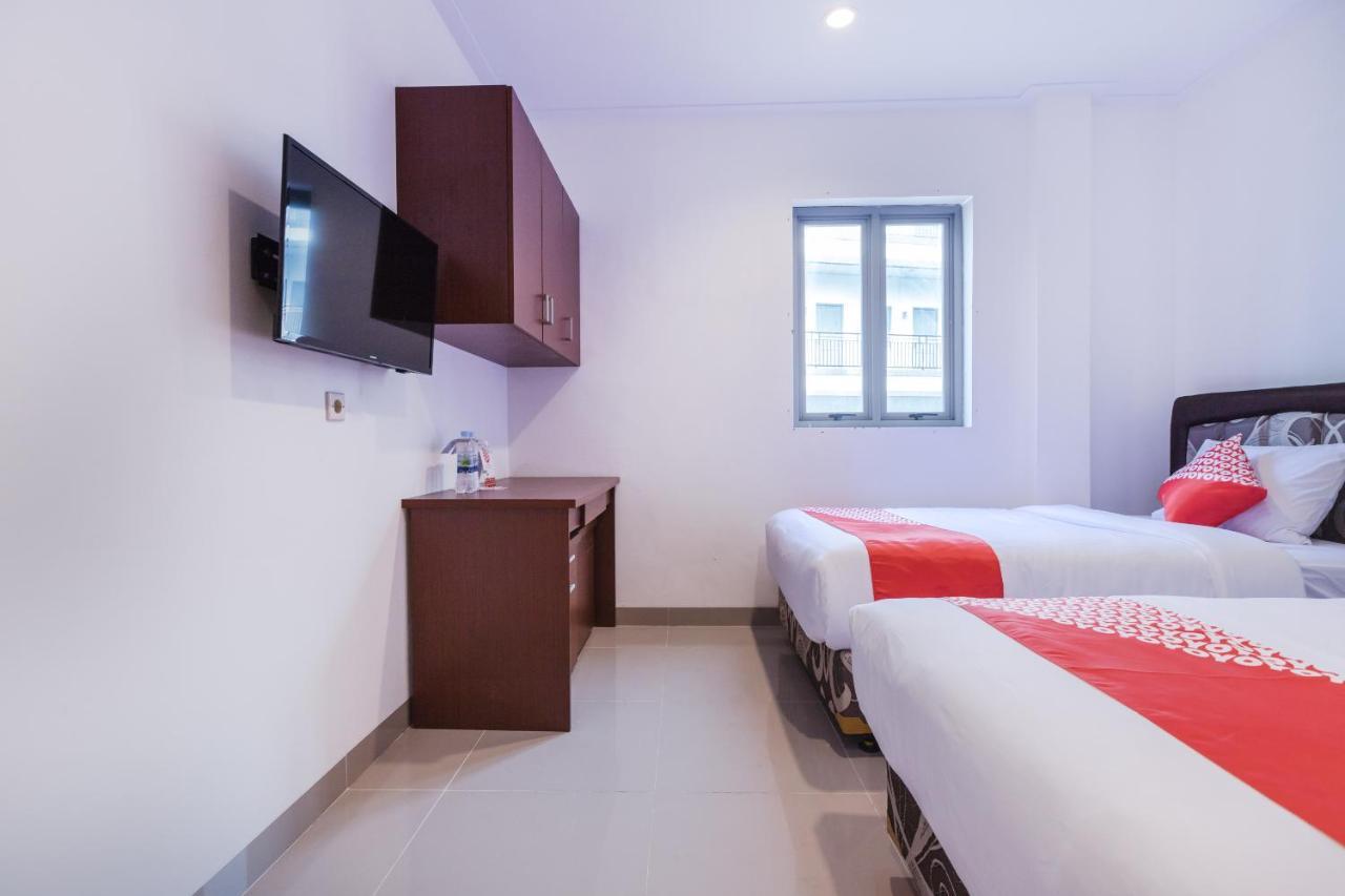 Oyo 1310 Urban Residence Dżakarta Zewnętrze zdjęcie